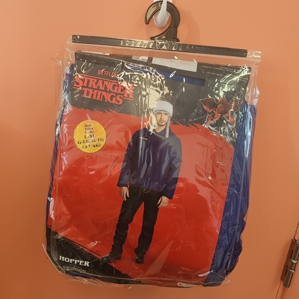 NWT Men's Size L XL (42-46) Hopper Stranger Things Halloween Costume Disguise